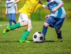 李亚鹏与女,友同逛街头,小吃,千亿体育官网,APP下载,注册领彩金,官方网站,网站入口