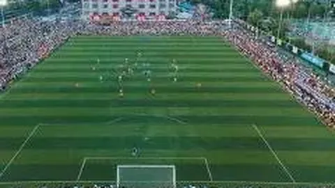 石雨豪全国室内田径赛跳远再获冠军